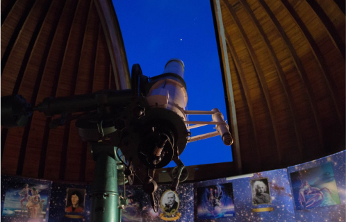 Вечерние наблюдения в астрономической обсерватории