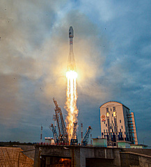 Запуск ракеты «Союз-2.1б» с космическим кораблем «Луна-25»